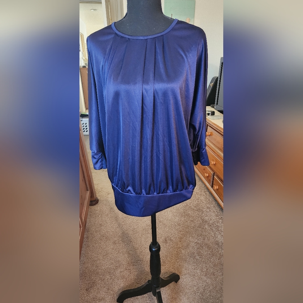 New Xhilaration blue blouse